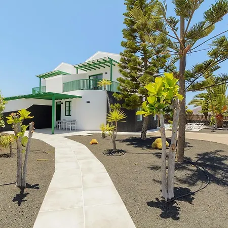 Holiday home Amanecer Ii Con Piscina Climatizada Y Wifi Gratis Yaiza (Lanzarote)