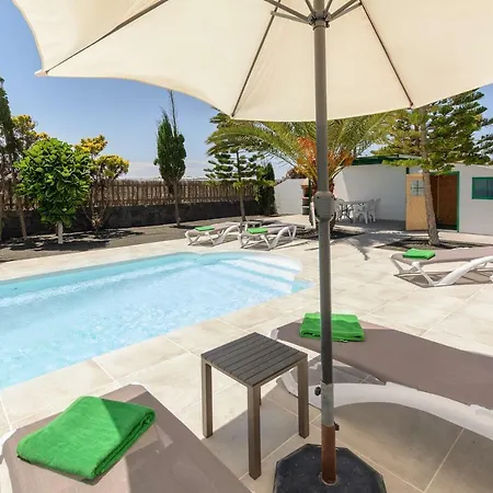 Holiday home Amanecer Ii Con Piscina Climatizada Y Wifi Gratis